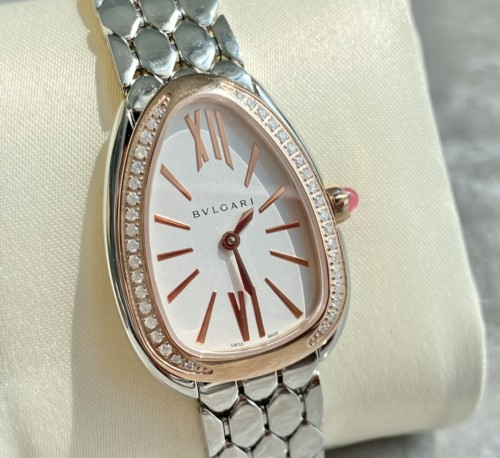 BV Serpenti Seduttori 쿼츠무브먼트 33mm