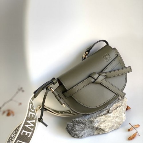 스몰 게이트 새들백