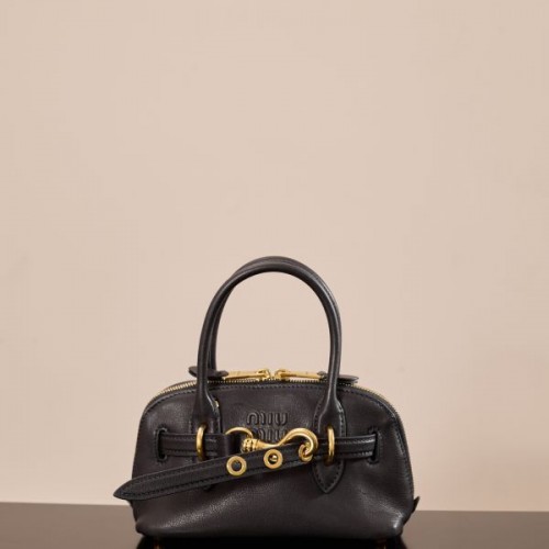 아방뛰르 미니 나파 가죽 백